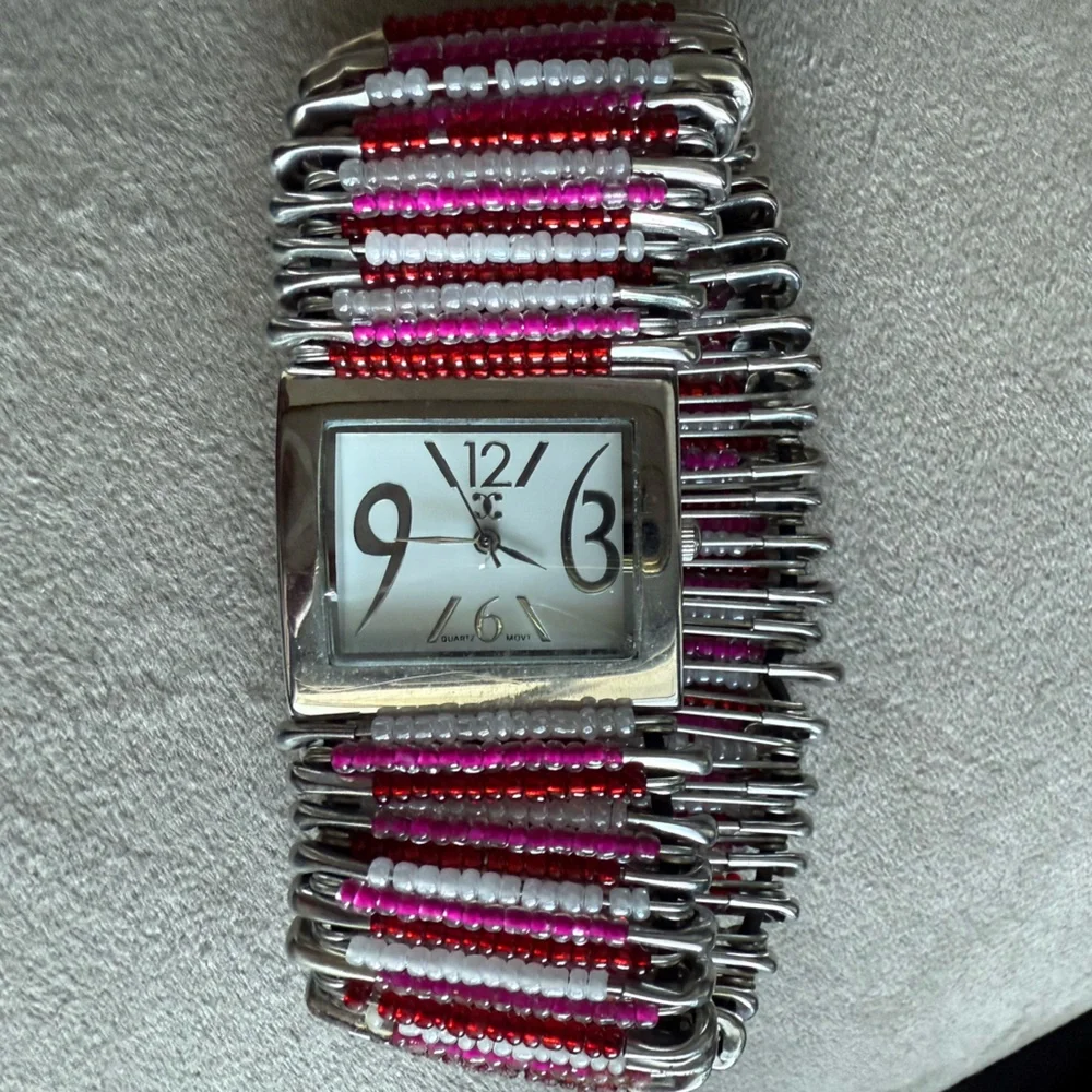 N/A elegant silver